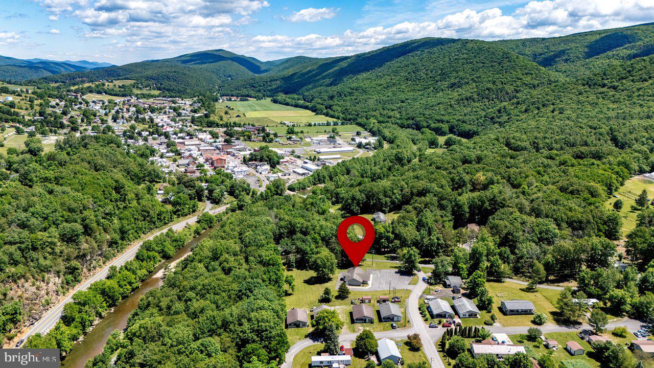 204 Gambill Road Franklin, WV 26807 - Photo 26 of 44 Gallery Image 26