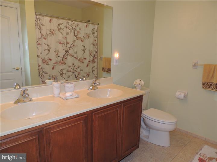 33 Meredith Road Phoenixville, PA 19460 - Photo 18 of 25 Bathroom