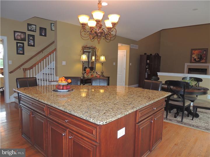 33 Meredith Road Phoenixville, PA 19460 - Photo 10 of 25 Kitchen