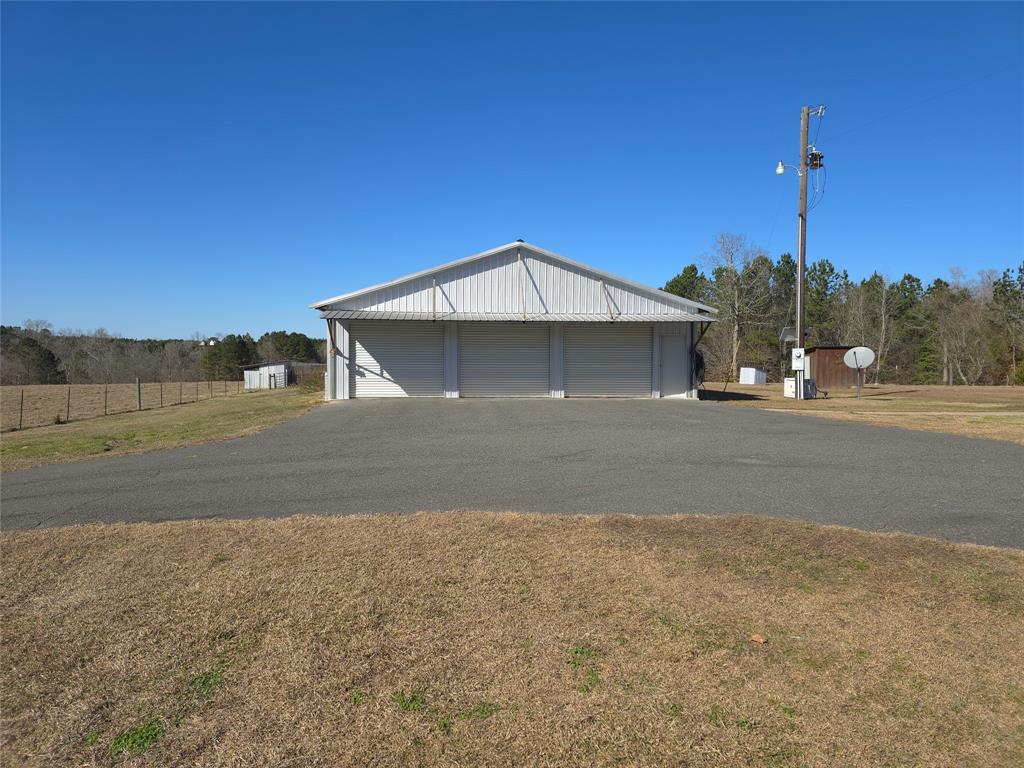 1394 Fm 3343 Road Joaquin, TX 75954 - Photo 3 of 17