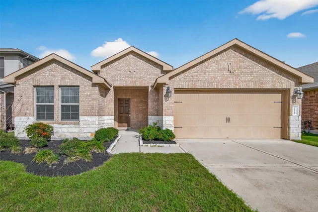 $318,000 | 21126 Albany Landing Lane, Richmond, TX 77407