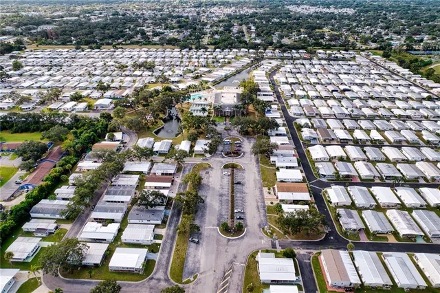 $154,900 | 3383 Oakwood Boulevard North, Sarasota, FL 34237