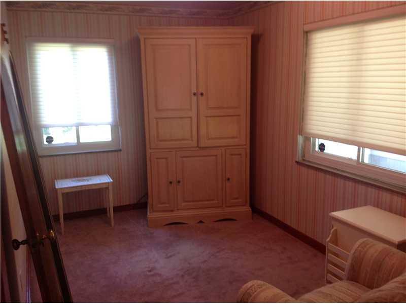 6512 Verona Road Penn Hills, PA 15147 - Photo 11 of 25 Den. FIRST FLOOR TV ROOM