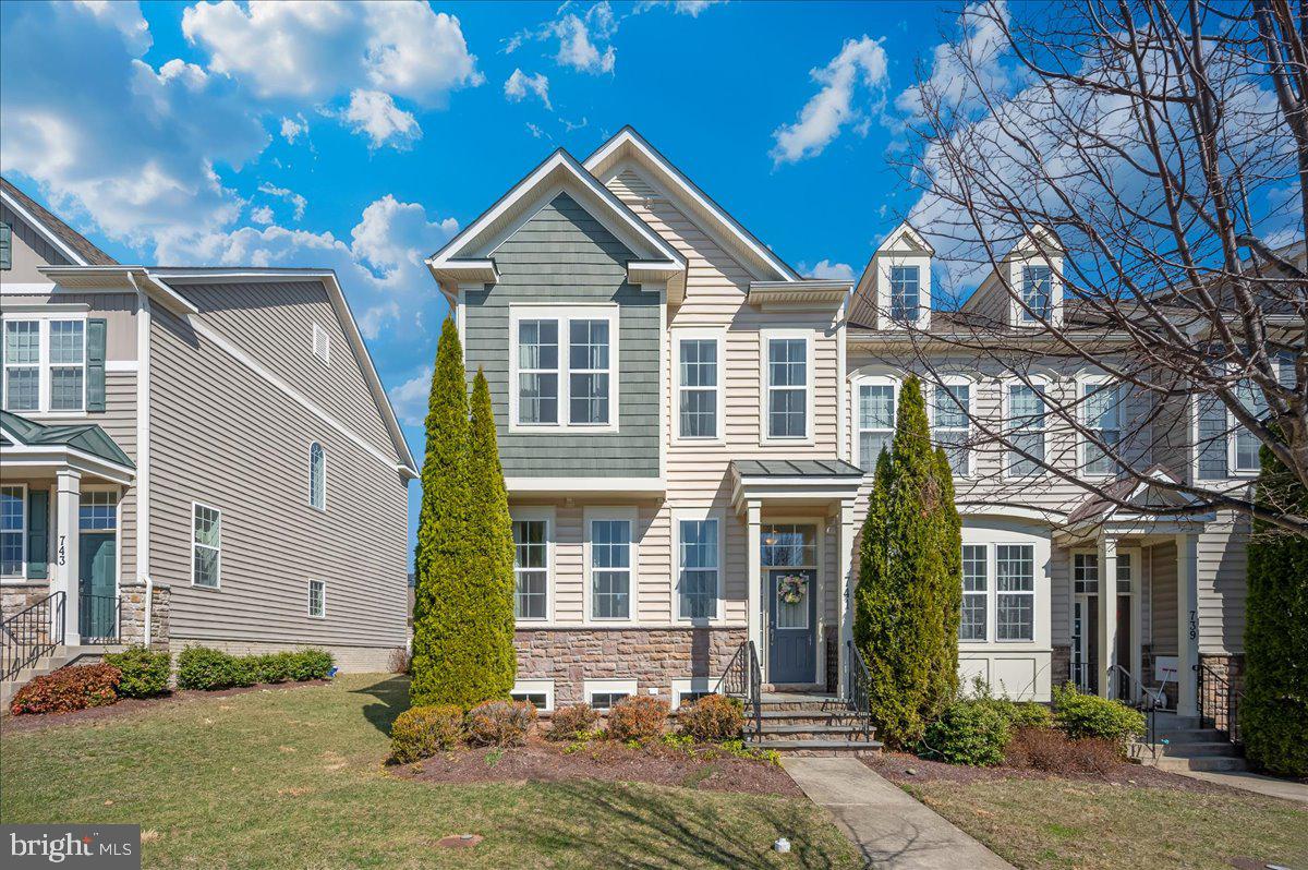 741 Appalachian Way Brunswick, MD 21716 - Photo 1 of 44 a front view of a house