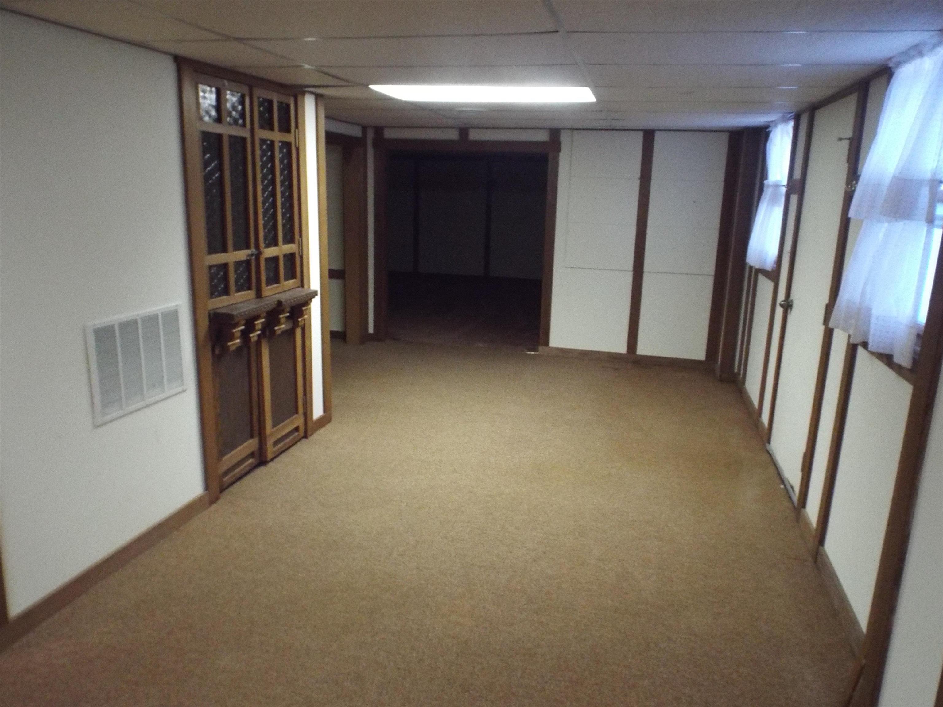 8215 North Red Oak Road Freeport, IL 61032 - Photo 8 of 30