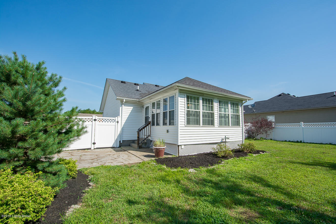 242 Madison Rae Boulevard Shepherdsville, KY 40165 - Photo 28 of 31 Rear of Home