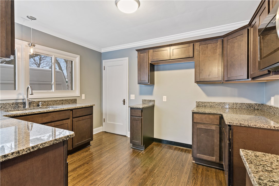 747 Britton Road Greece, NY 14616 - Photo 6 of 33