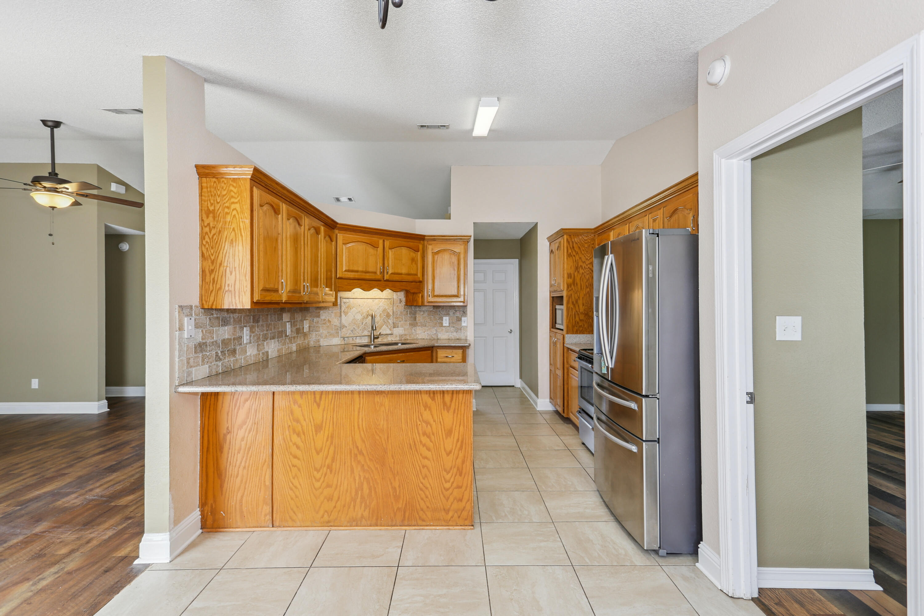 5833 Pebble Ridge Drive Milton, FL 32583 - Photo 8 of 28