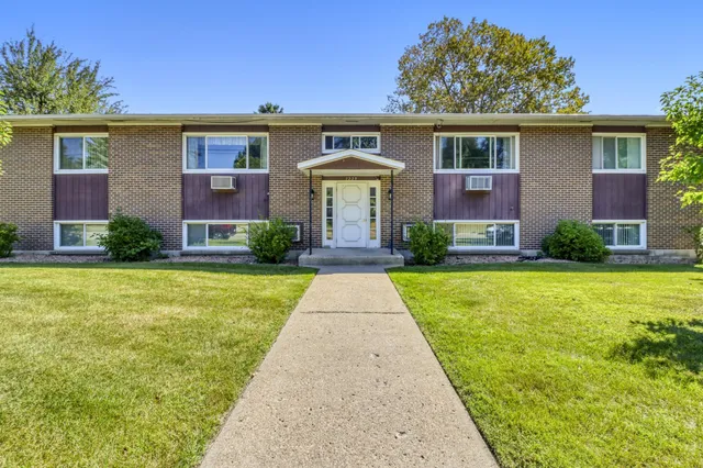 $154,900 | 1229 Madison Avenue, Unit 295, Detroit Lakes, MN 56501