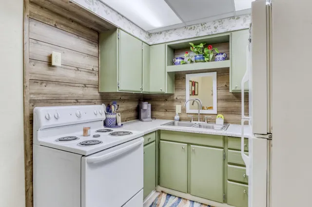 $154,900 | 1229 Madison Avenue, Unit 295, Detroit Lakes, MN 56501