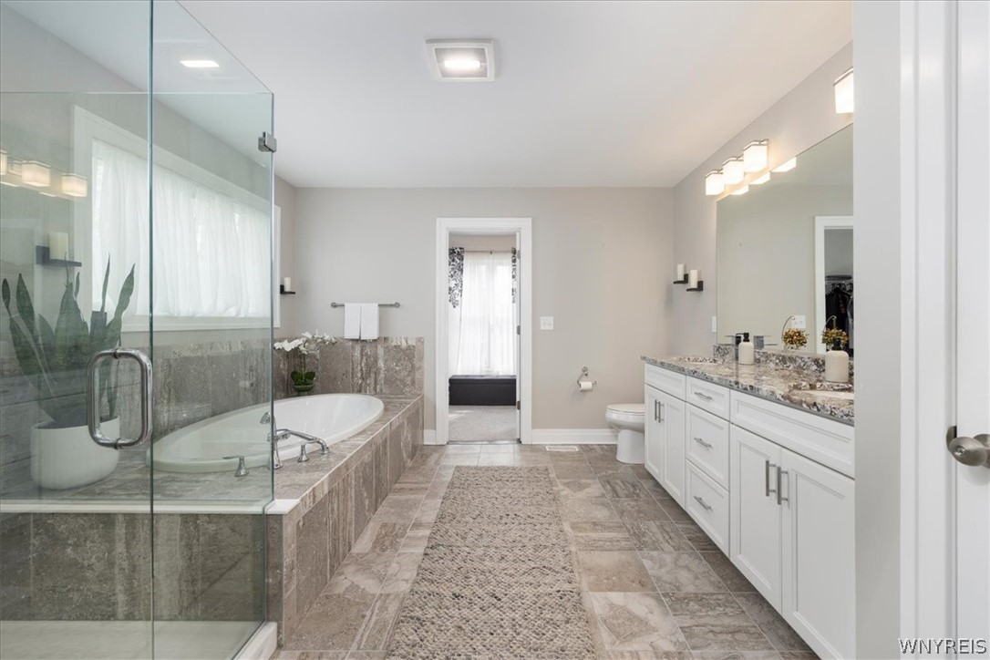 39 Partridge Walk Lancaster, NY 14086 - Photo 25 of 47 Elegant Main Bath/Walk-In