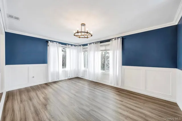 $775,000 | 178 Missouri Avenue, Bay Shore, NY 11706