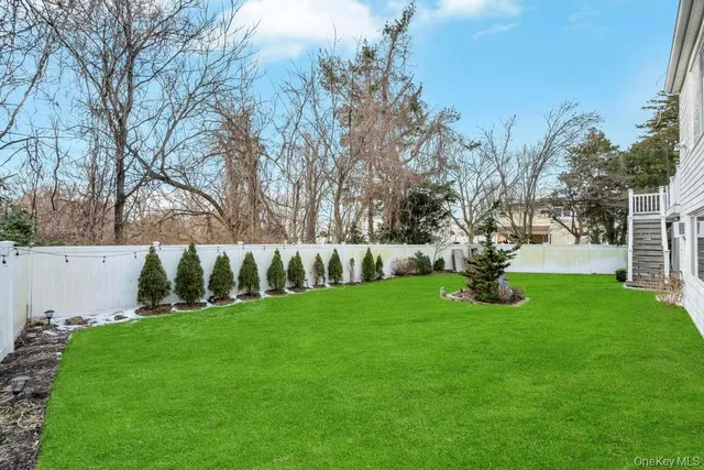 $775,000 | 178 Missouri Avenue, Bay Shore, NY 11706