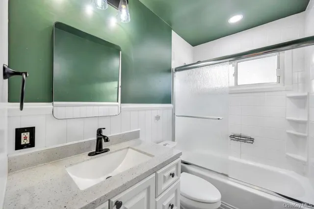 $775,000 | 178 Missouri Avenue, Bay Shore, NY 11706