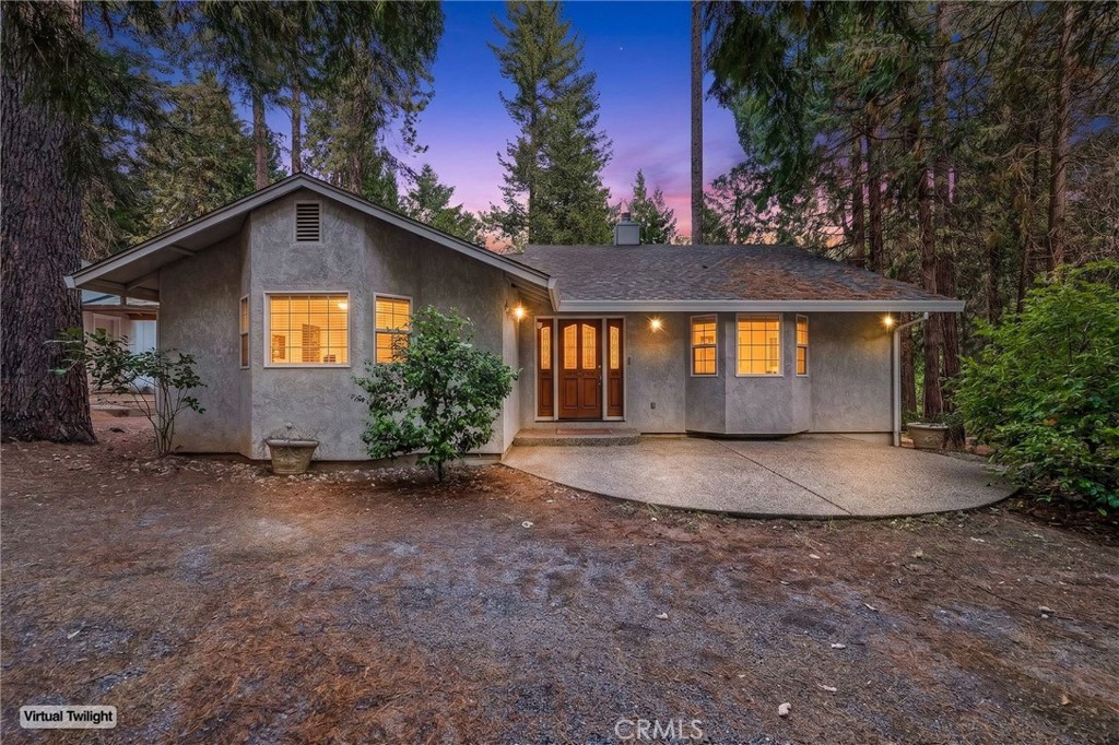 6463 Hollywood Road Magalia, CA 95954 - Photo 1 of 64 Beautiful Home in the Woods!!