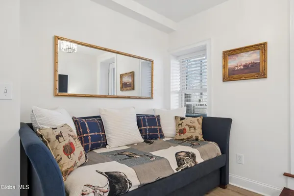 $2,800 | 425 Broadway, Unit 2, Saratoga Springs, NY 12866