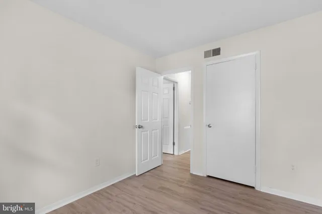 $3,100 | 1713 Redgate Farms Court, Rockville, MD 20850