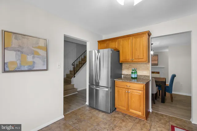 $3,100 | 1713 Redgate Farms Court, Rockville, MD 20850