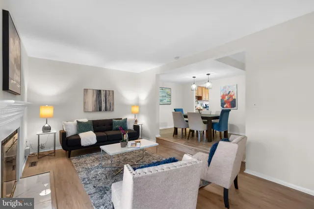 $3,100 | 1713 Redgate Farms Court, Rockville, MD 20850