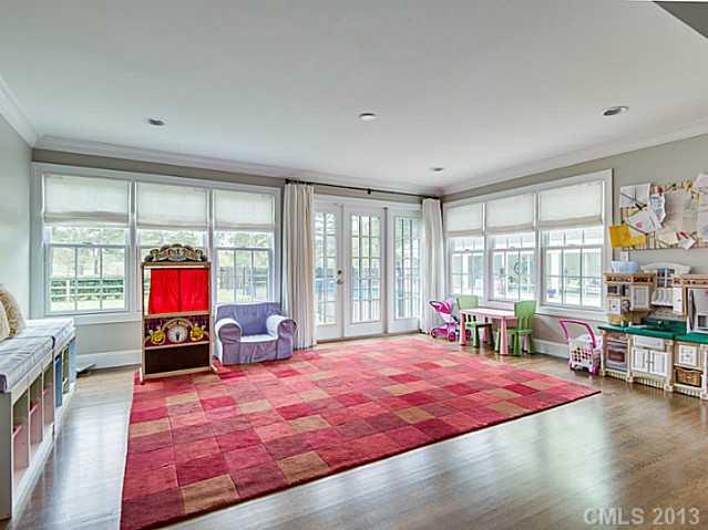 2800 Sharon Road Charlotte, NC 28211 - Photo 7 of 16 Gallery Image 7