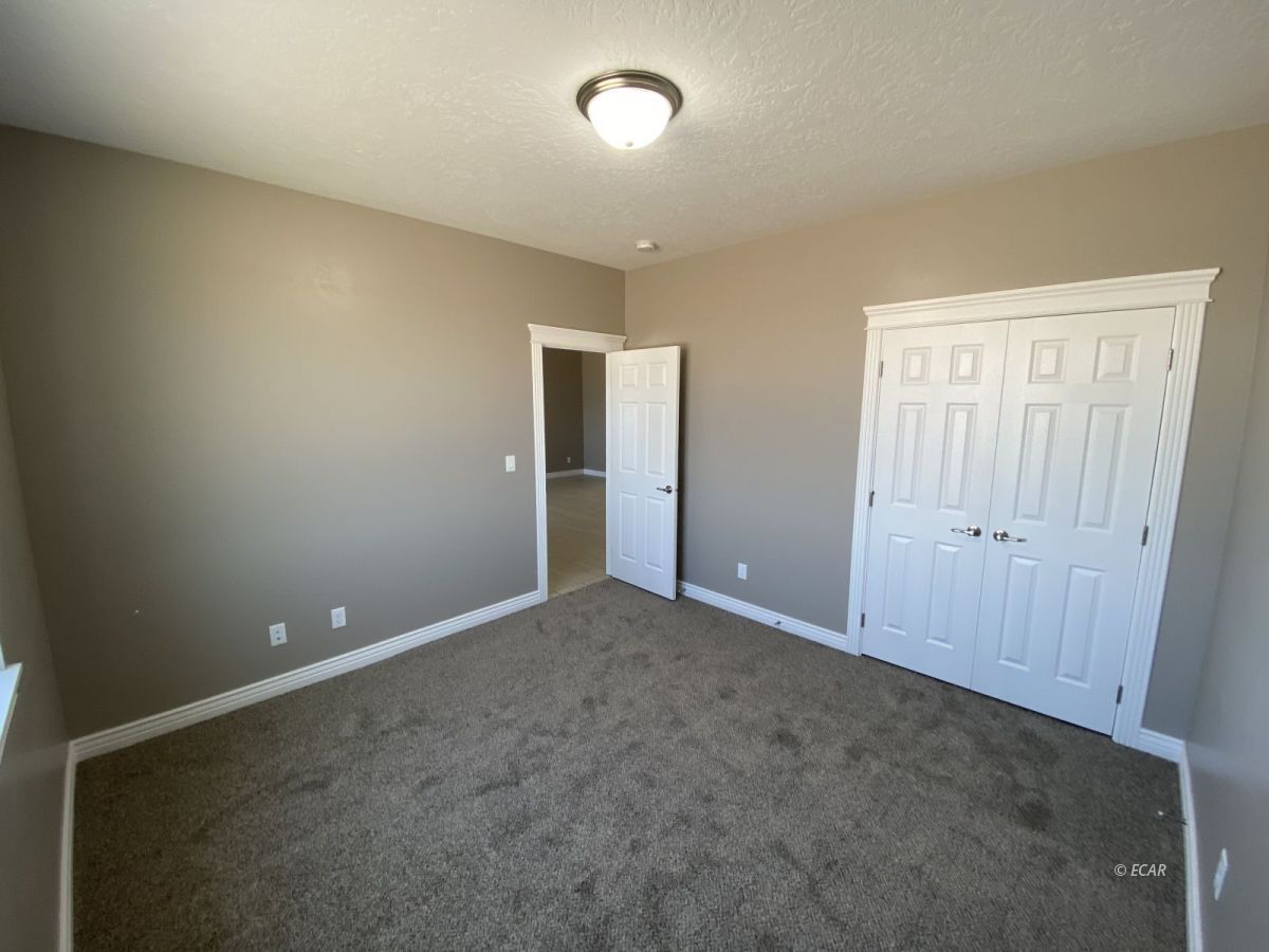 718 Amber Way Elko, NV 89801 - Photo 11 of 27 Gallery Image 11