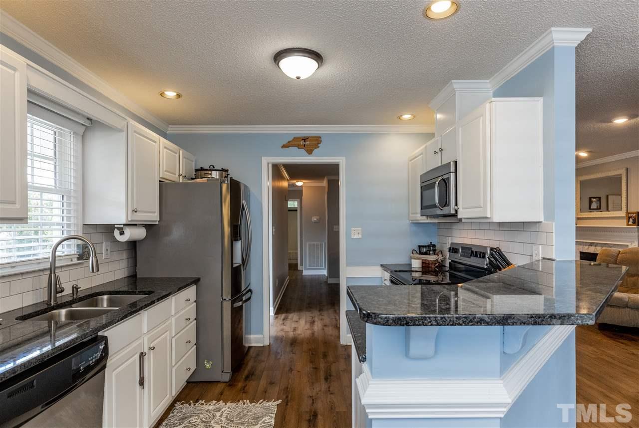 4319 Riverport Road Raleigh, NC 27616 - Photo 13 of 26