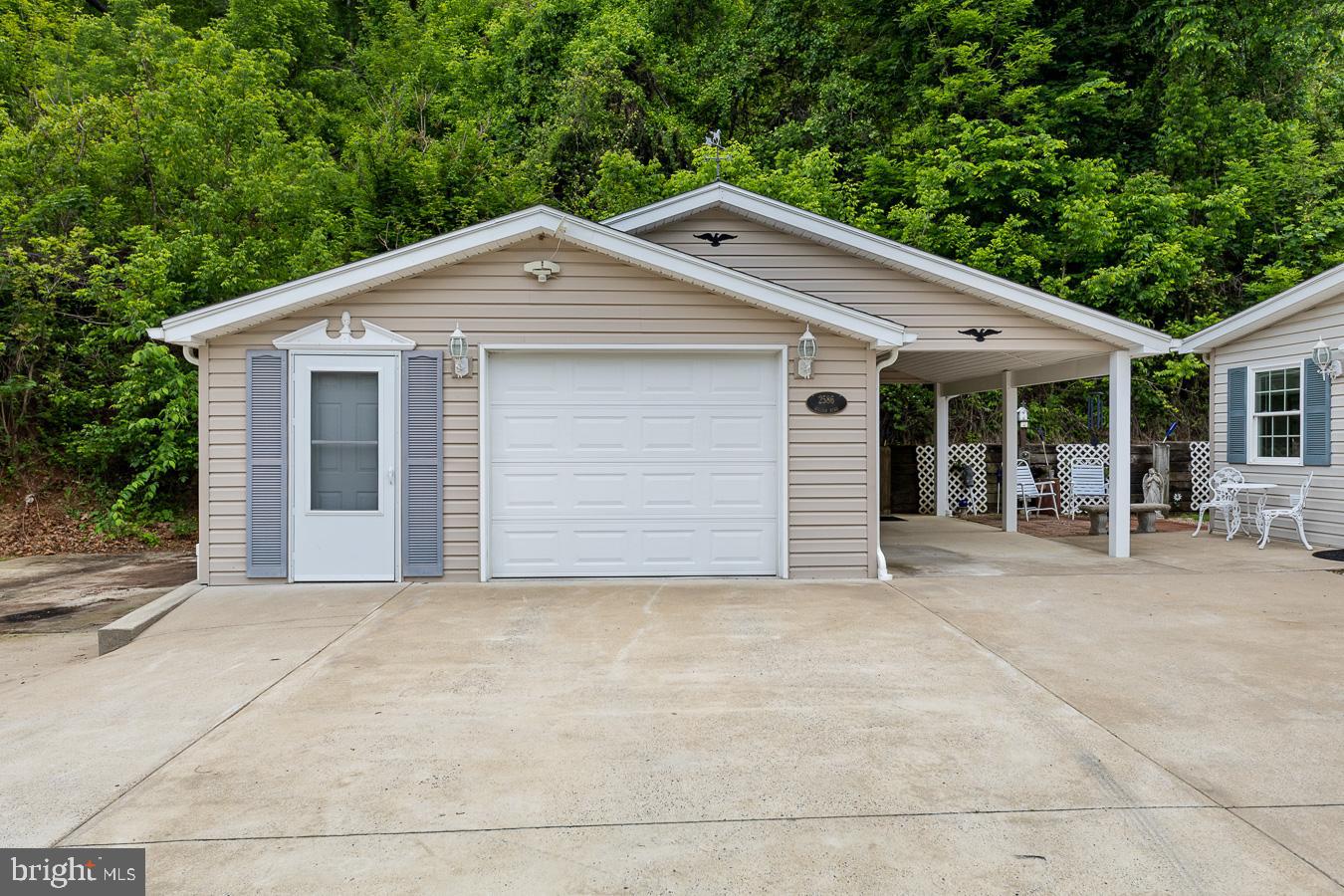 2586 Pine Grove Road Stanley, VA 22851 - Photo 3 of 42