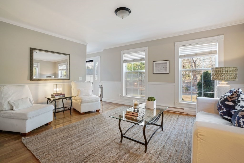 207 Cushing Street Hingham, MA 02043 - Photo 12 of 36