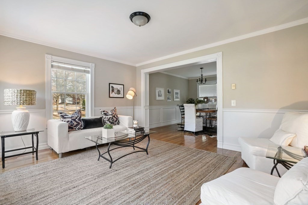 207 Cushing Street Hingham, MA 02043 - Photo 13 of 36