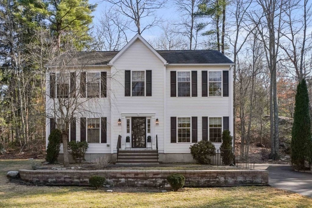 207 Cushing Street Hingham, MA 02043 - Photo 32 of 36
