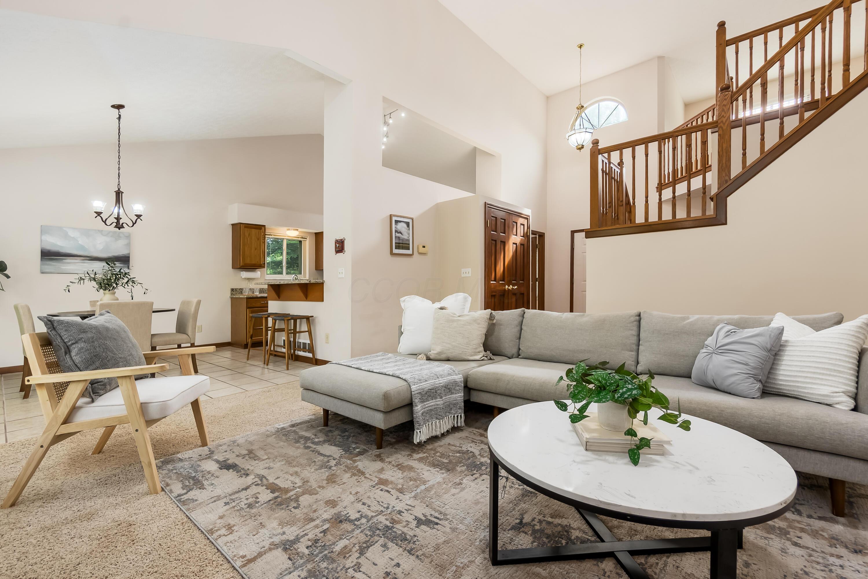 5839 Castleknock Road Dublin, OH 43016 - Photo 13 of 47 i_5839_Castleknock_038