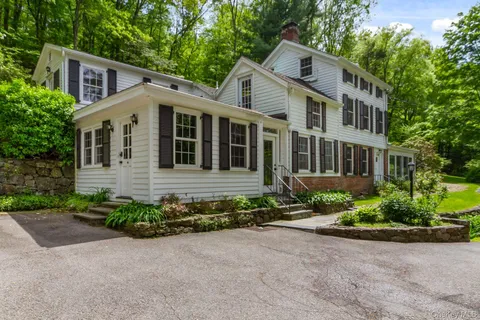 $1,100,000 | 70 Spring Valley Road, Ossining, NY 10562