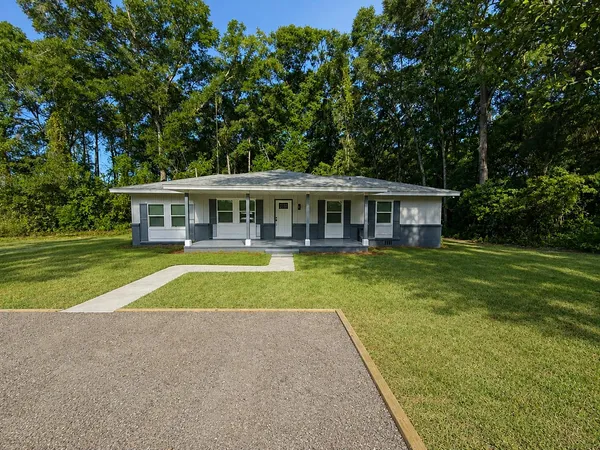 $2,200 | 4906 Center Drive, Tallahassee, FL 32305
