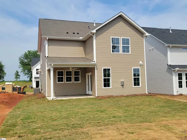 $306,000 | 7015 New Horizons Lane, Boiling Springs, SC 29316