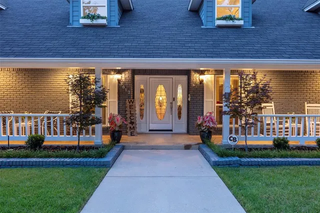 $888,777 | 3612 Granada Trail, Denton, TX 76205