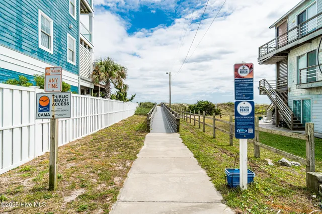 $3,200 | 202 Dobbs Street, Unit C, Atlantic Beach, NC 28512