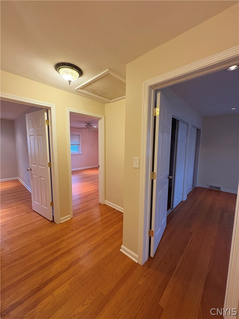 215 Locksley Road Syracuse, NY 13224 - Photo 11 of 25 Gallery Image 11