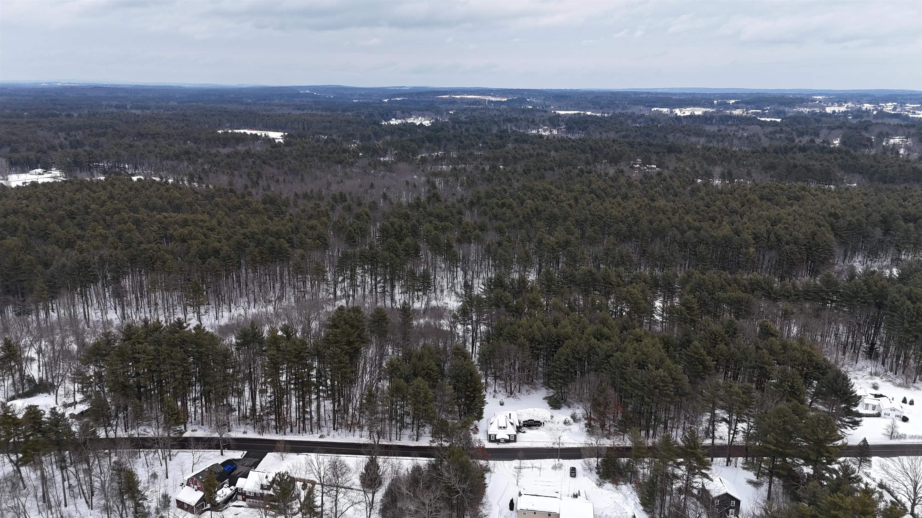 101 Page Road Litchfield, NH 03052 - Photo 22 of 27