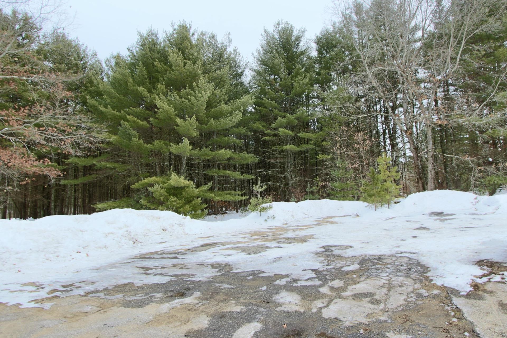 101 Page Road Litchfield, NH 03052 - Photo 10 of 27