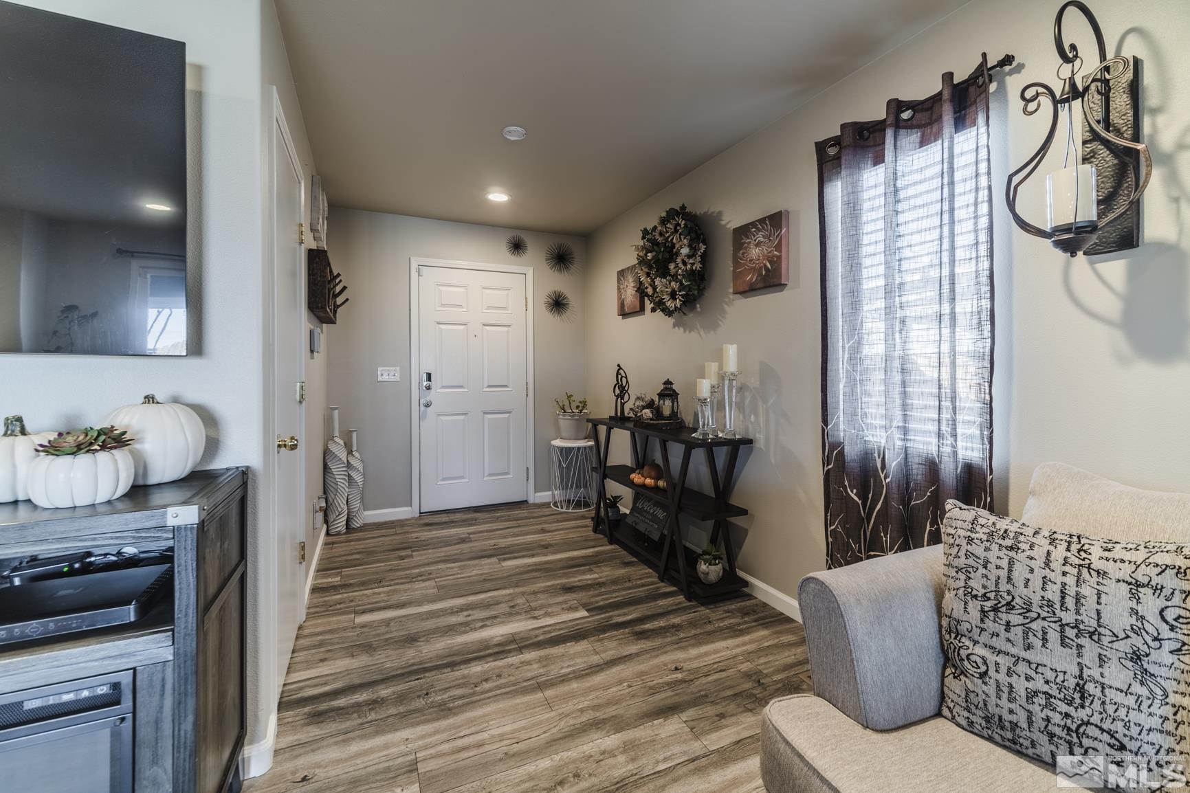 8943 Red Baron Boulevard Reno, NV 89506 - Photo 3 of 29 Photo 3