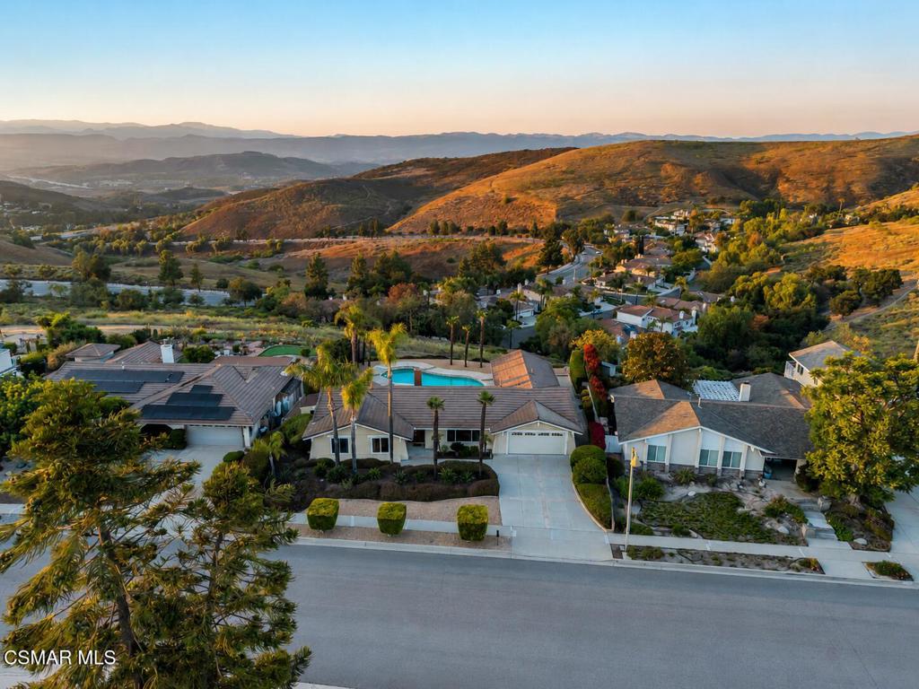 2147 McCrea Road Thousand Oaks, CA 91362 - Photo 9 of 38