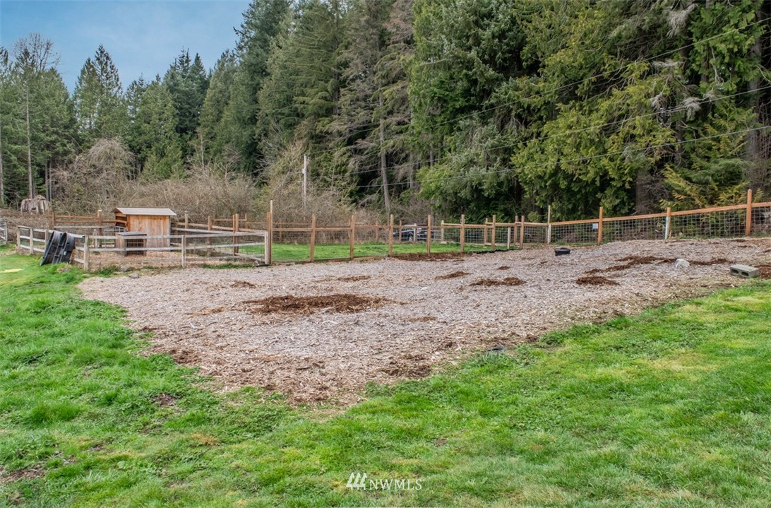 414 Newberg Road Snohomish, WA 98290 - Photo 25 of 31