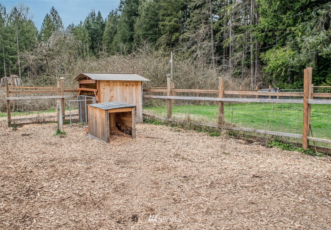 414 Newberg Road Snohomish, WA 98290 - Photo 26 of 31