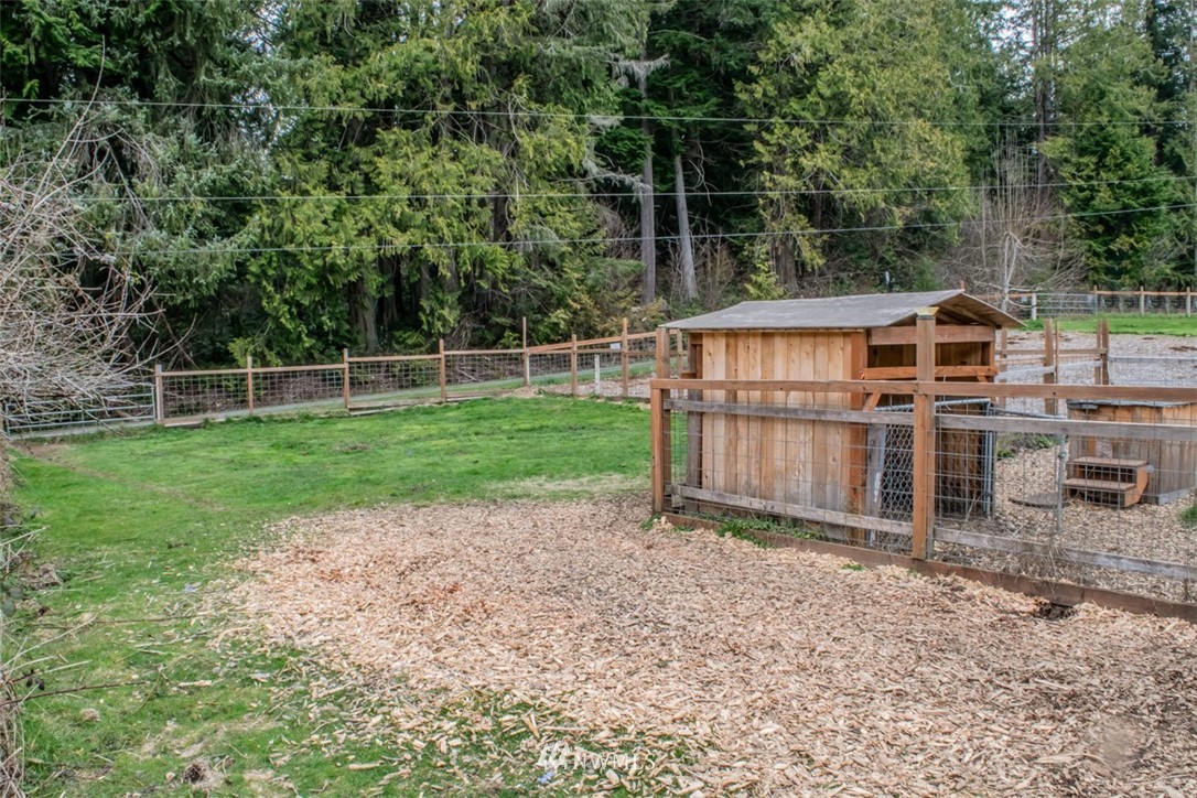 414 Newberg Road Snohomish, WA 98290 - Photo 27 of 31