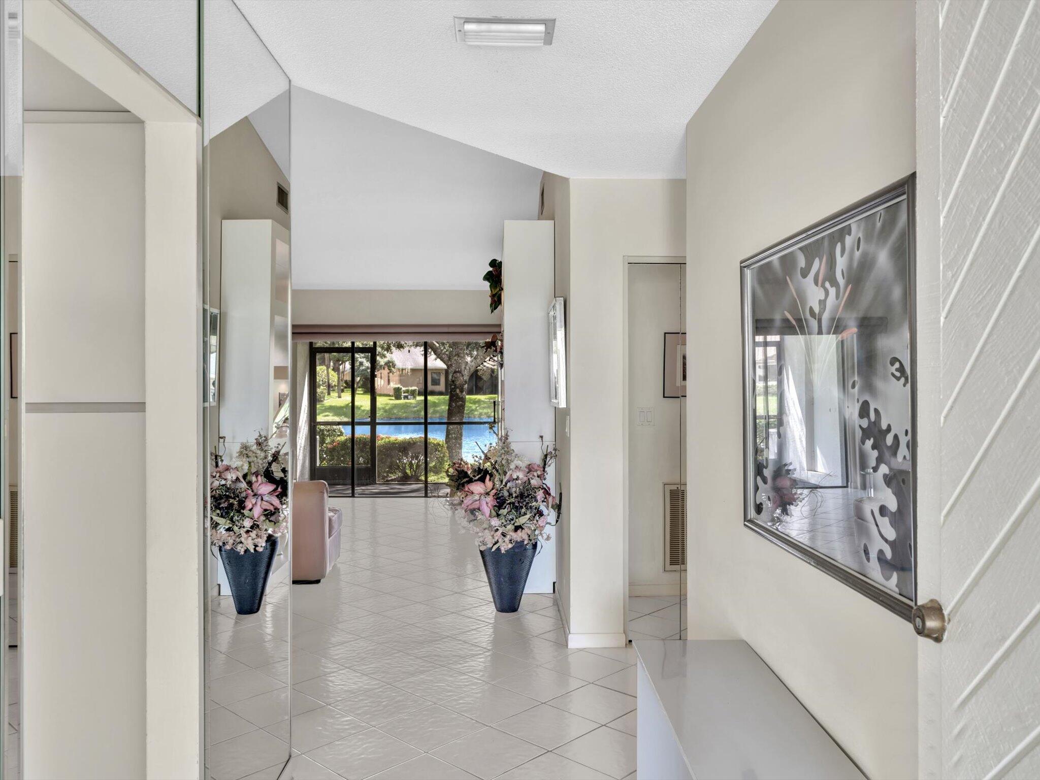 10922 Lake Front Place Boca Raton, FL 33498 - Photo 3 of 41 05-DSC00021