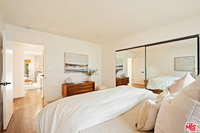 $965,000 | 302 Ashland Avenue, Unit 201, Santa Monica, CA 90405