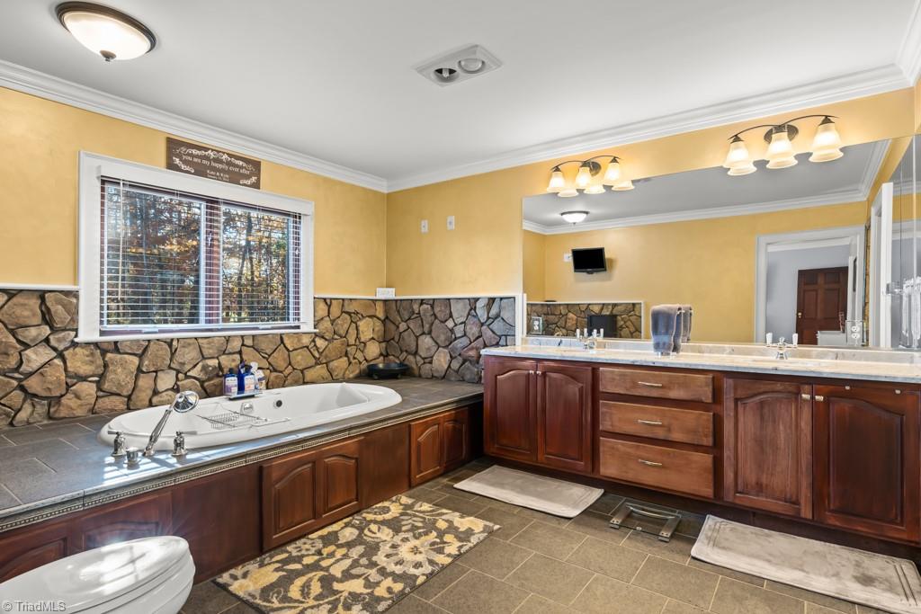 6238 Davis Mill Road Randleman, NC 27317 - Photo 16 of 46 Gallery Image 16