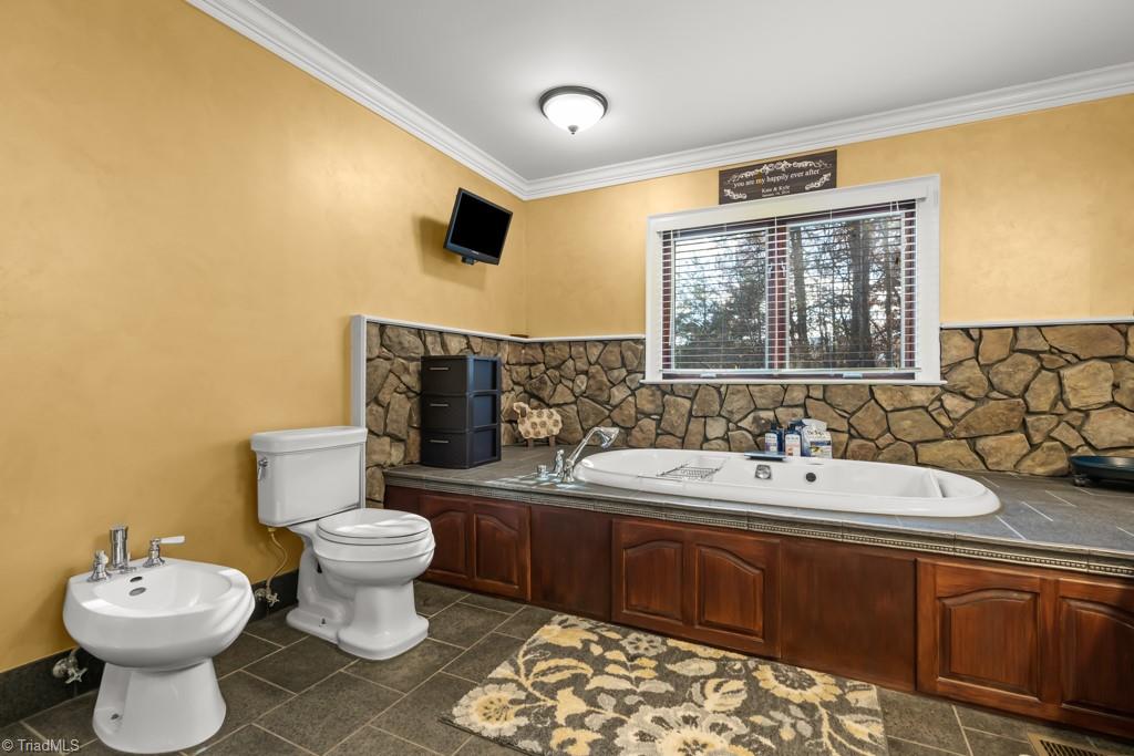6238 Davis Mill Road Randleman, NC 27317 - Photo 18 of 46 Gallery Image 18
