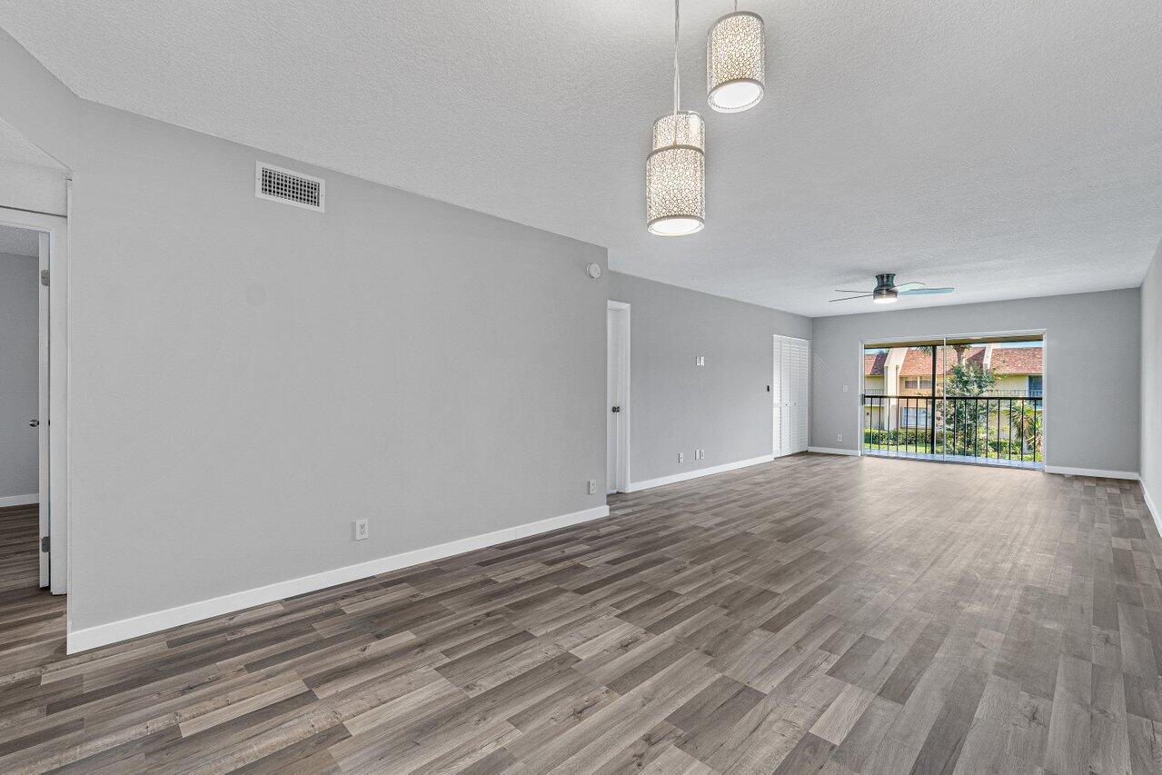 2945 Southwest 22nd Avenue, Unit 2070 Delray Beach, FL 33445 - Photo 18 of 29 008-2945Southwest22ndAvenue-DelrayBeach-