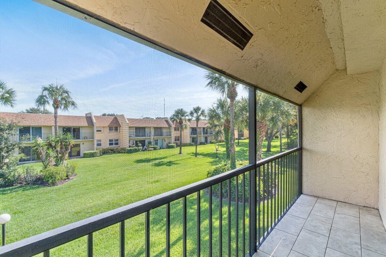 2945 Southwest 22nd Avenue, Unit 2070 Delray Beach, FL 33445 - Photo 19 of 29 024-2945Southwest22ndAvenue-DelrayBeach-
